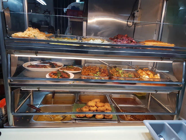 Sri's Indian Restaurant. - Hospitality and gastronomy