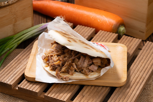 QIN WEI GUAN VISION EXCHANGE - Hospitality and gastronomy