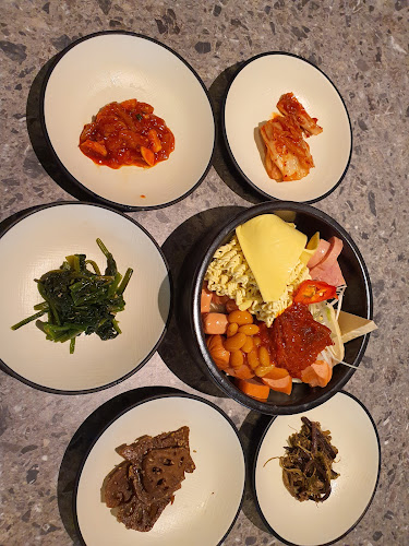 12 Kallang Avenue, #02-10, Aperia Mall, Singapore 339511