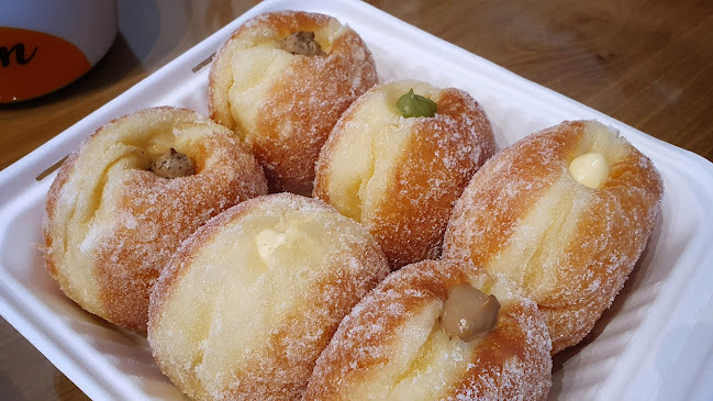 Puffs And Peaks Bakery