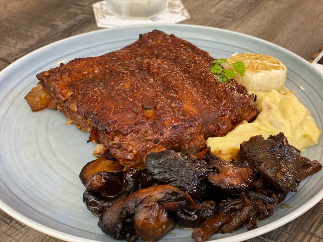 Comentarii opinii despre Lazy Lizard - The Promenade