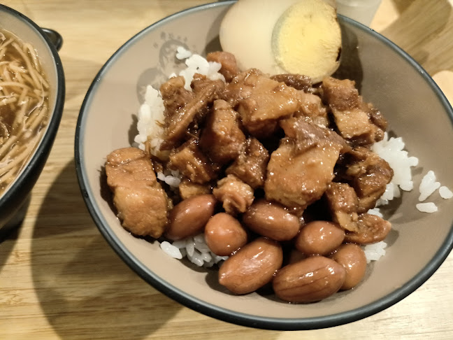 Lai Lai Taiwan Dining - Hospitality and gastronomy