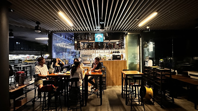 Wild Amber - Singapore