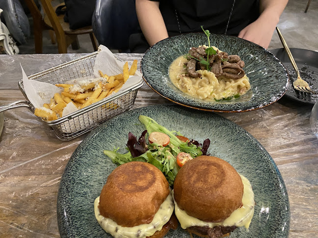 181 Orchard Rd, #03-23 Orchard Central Singapore 238896