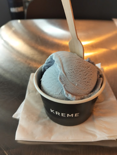 Comentarii opinii despre Kreme Cafe