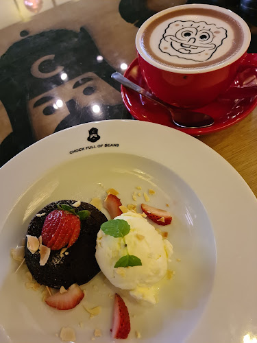 Comentarii opinii despre Chock Full Of Beans