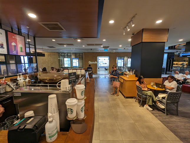 Starbucks Wisma Atria - Hospitality and gastronomy