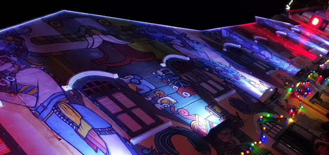 8 Haji Ln, Singapore 189201