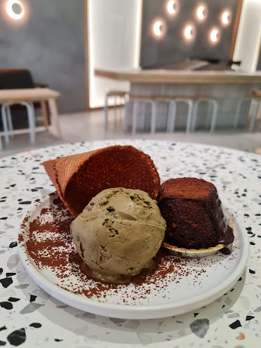 79E Toa Payoh Central, #01-75, Singapore 315079