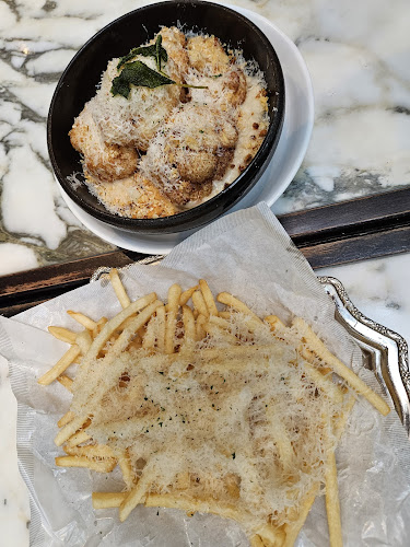 Opinii despre PS.Cafe Raffles City în Singapore - Hospitality and gastronomy