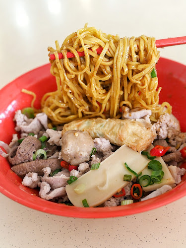 KOPIWU @ 420A Clementi - Singapore