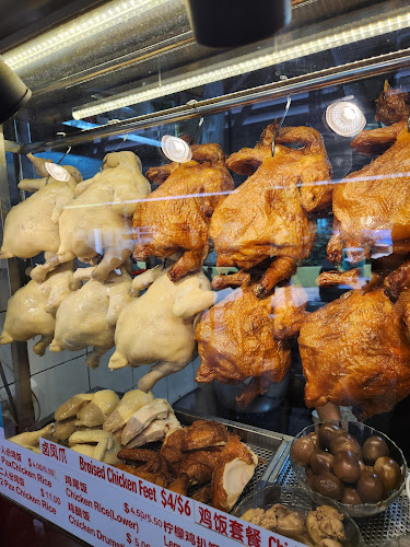 A1 Boneless Chicken Rice (#01-42) - Singapore