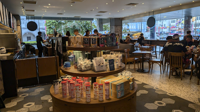 Opinii despre Starbucks Chinatown Point în Singapore - Hospitality and gastronomy