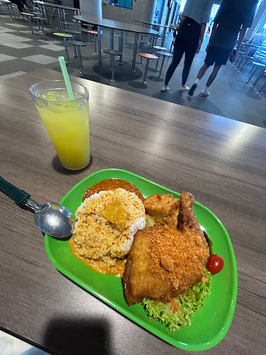 Uncle Penyet One Punggol - Hospitality and gastronomy