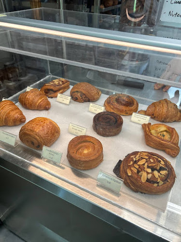 Comentarii opinii despre New Deli Bakery