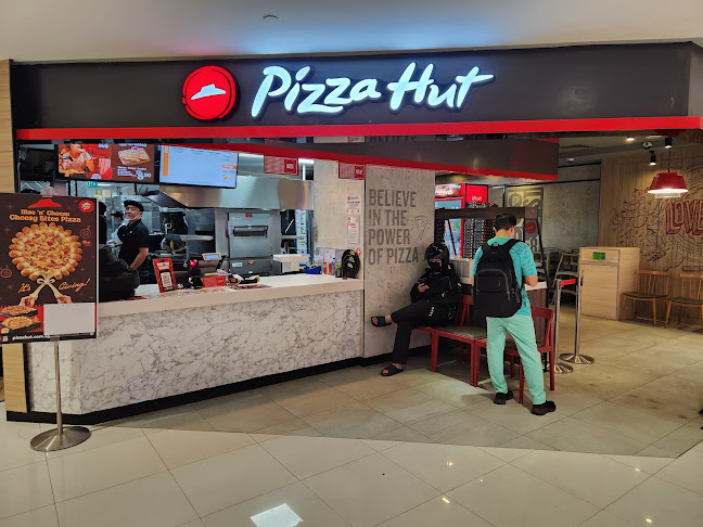 Pizza Hut - Buangkok Square - Singapore