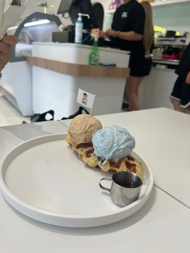 Crazy Scoops - Singapore