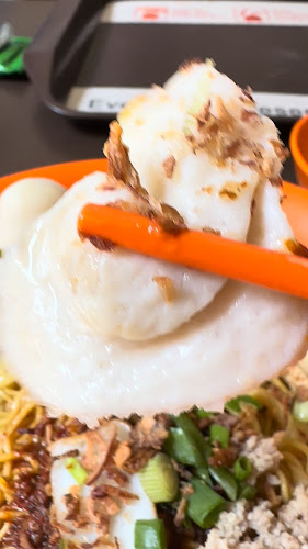 Liang Chuan Fishball Minced Meat Noodle - Hospitality and gastronomy