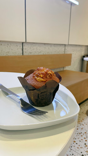 TOMORO COFFEE (Novena Square 2) - Singapore