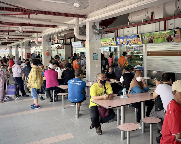 Hjh. Salbiah - Singapore