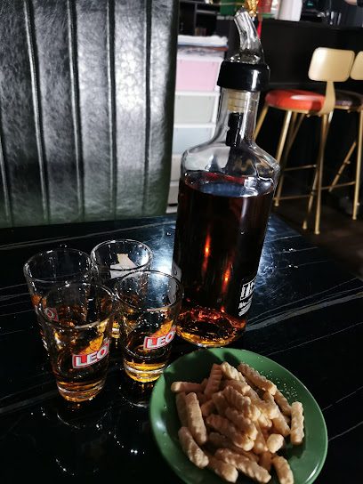 Sin Po Po Bar (1988) - (新宝宝高級半夜酒廊 - Tricycle Nite Lounge)