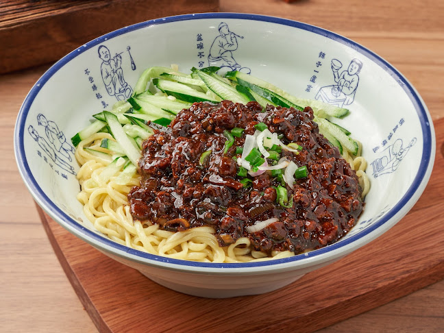 QIN WEI GUAN VISION EXCHANGE - Singapore