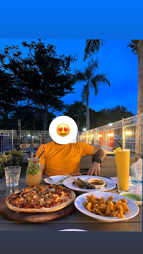 High Tide Bistro and Bar - Hospitality and gastronomy