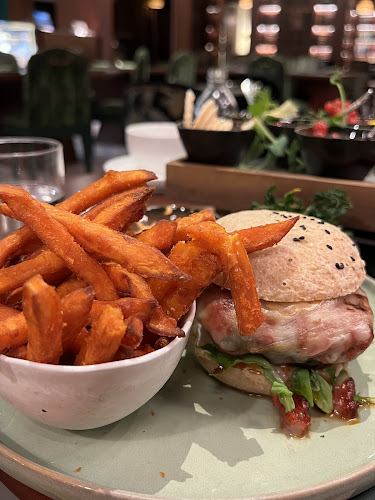 Cultivate Cafe - Hospitality and gastronomy