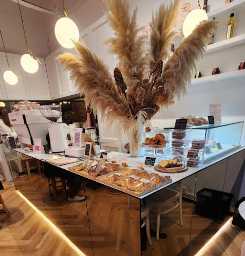 Opinii despre Café Cartisan Specialty Coffee în Singapore - Hospitality and gastronomy