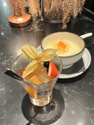 Reverie Live Music - Hospitality and gastronomy