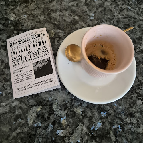 Maxi Coffee Bar - Singapore