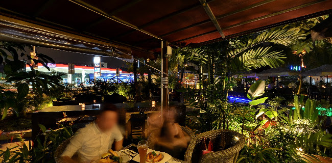 Opinii despre Mel's Place Restaurant & Bar în Singapore - Hospitality and gastronomy