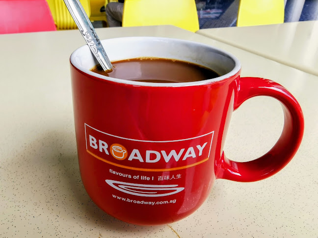 Comentarii opinii despre Broadway Coffeeshop @ 51 Changi Business Park Central 2