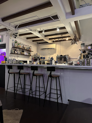 Comentarii opinii despre NOST