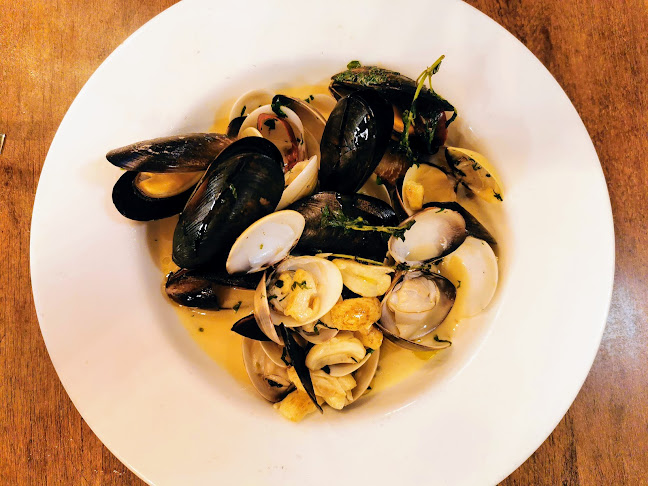 Bowen's Western - Hospitality and gastronomy