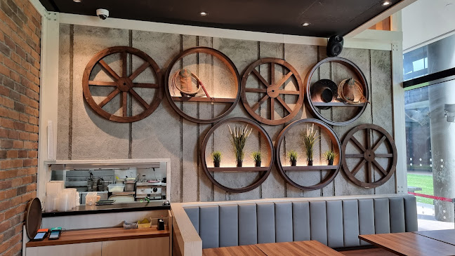 ANDES by Astons @ Woodsquare