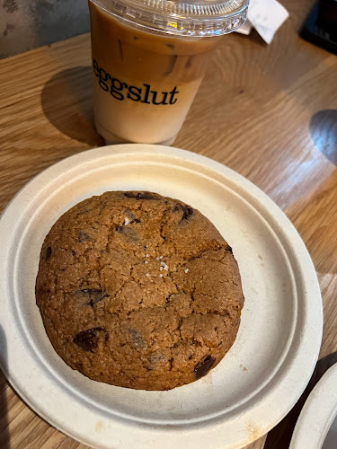 Eggslut Scotts Square - Hospitality and gastronomy