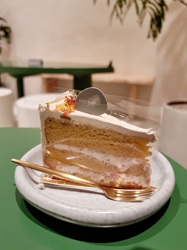 Fieldnotes, Neil Road