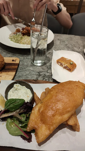 Opinii despre Bee Cheng Hiang Grillery (Serangoon Road) în Singapore - Hospitality and gastronomy