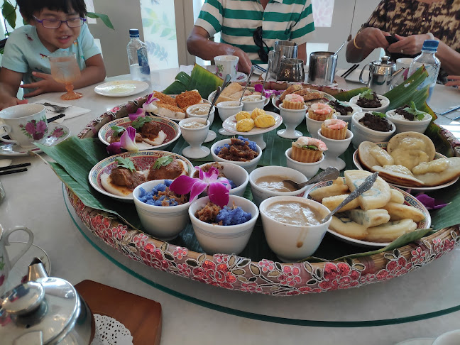 The Peranakan Restaurant Singapore - Hospitality and gastronomy