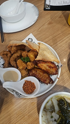 80 Airport Boulevard #03-208 Jewel Changi Airport 3F208, 819666