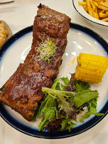 Opinii despre Refuel J9 în Singapore - Hospitality and gastronomy