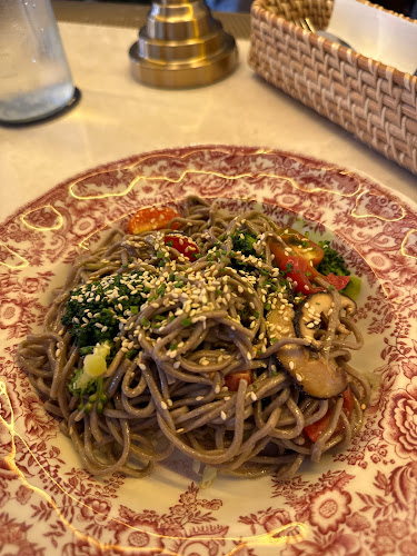 Comentarii opinii despre MERCI MARCEL EAST COAST