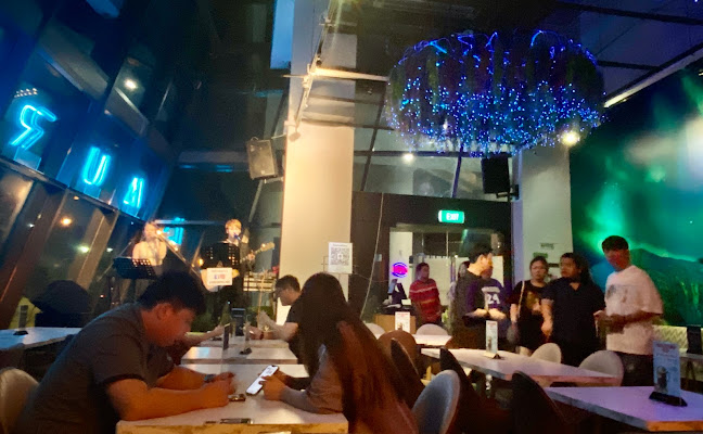 Comentarii opinii despre Armoury Steakhouse Bar & Grill @ Aperia