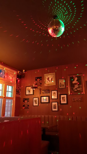 Opinii despre Parliament în Singapore - Hospitality and gastronomy