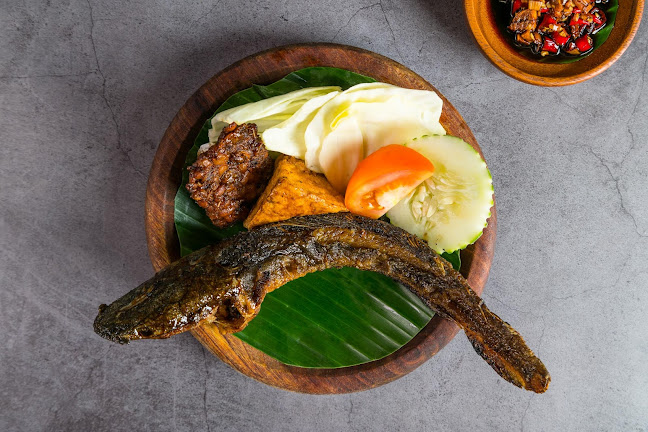 Ayam Penyet President - Kallangwave - Singapore