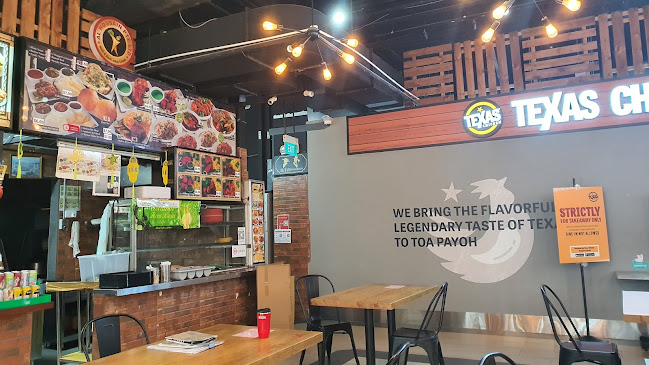 Fatty Bom Bom Sizzle - Hospitality and gastronomy