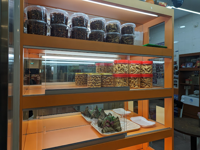 Comentarii opinii despre Miko Cake House