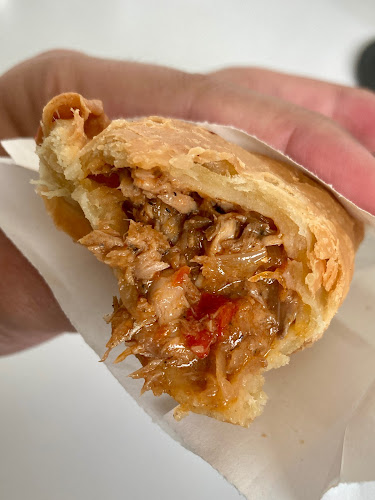 Comentarii opinii despre Tip Top Curry Puff @ Compass One