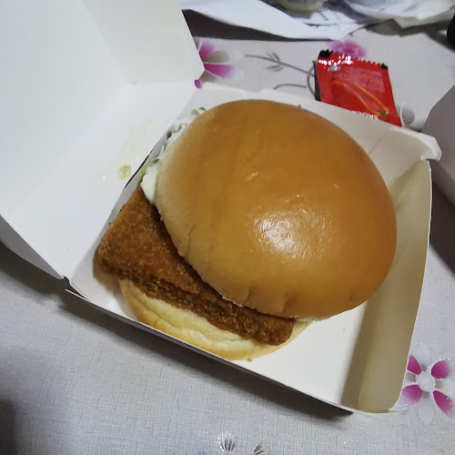 McDonald's Hougang Ave 8 - Hospitality and gastronomy